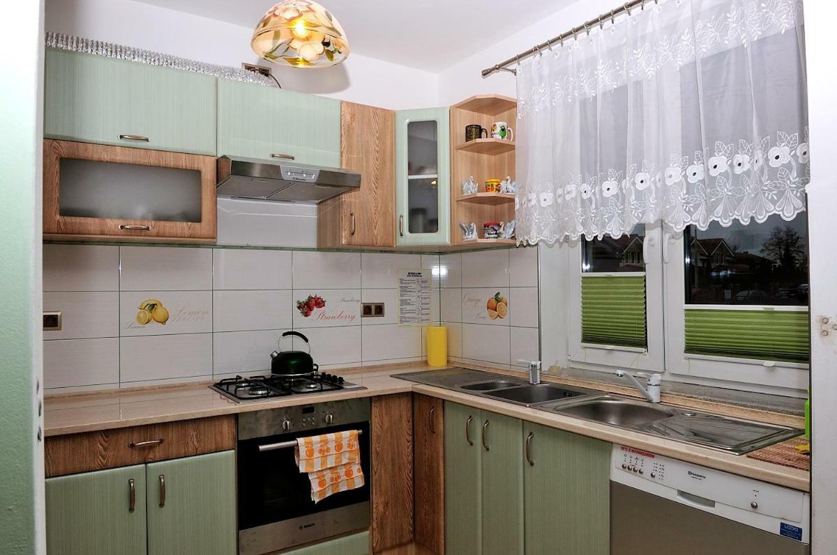 Banana Apartment Stary Toruń Buitenkant foto